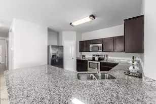 25330 W Carson Dr, Buckeye, AZ 85326 - Photo 12