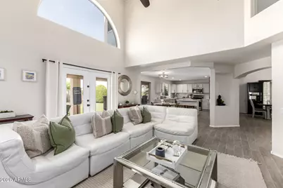 724 W Sandra Terrace, Phoenix, AZ 85023 - Photo 10
