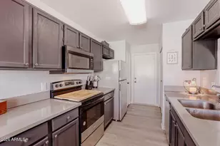 10202 N 87th Ave, Peoria, AZ 85345 - Photo 12