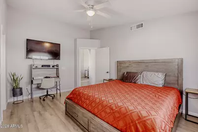 10202 N 87th Avenue, Peoria, AZ 85345 - Photo 18