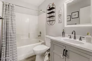 10202 N 87th Ave, Peoria, AZ 85345 - Photo 24