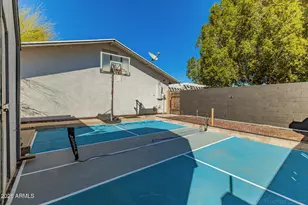 413 E Ellis Dr, Tempe, AZ 85282 - Photo 52