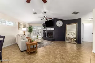 413 E Ellis Dr, Tempe, AZ 85282 - Photo 6