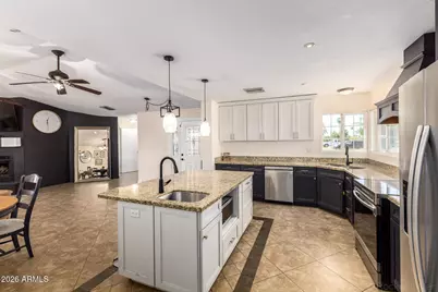 413 E Ellis Drive, Tempe, AZ 85282 - Photo 12