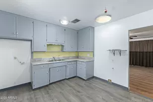 4323 E Hubbell St, Phoenix, AZ 85008 - Photo 8