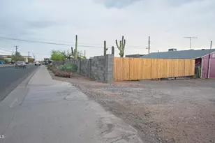 268 N Ocotillo Dr, Apache Junction, AZ 85120 - Photo 8