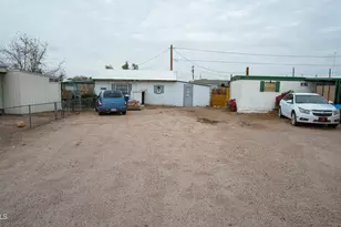 268 N Ocotillo Dr, Apache Junction, AZ 85120 - Photo 34