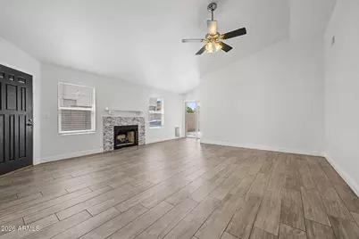 18632 N 42nd Way, Phoenix, AZ 85050 - Photo 4