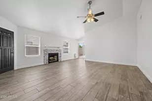18632 N 42nd Way, Phoenix, AZ 85050 - Photo 4