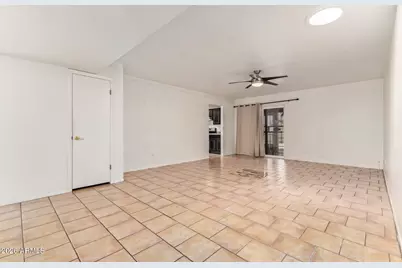 2902 E Claire Drive, Phoenix, AZ 85032 - Photo 10