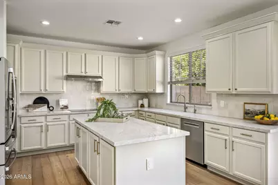 3756 E Donald Drive, Phoenix, AZ 85050 - Photo 2