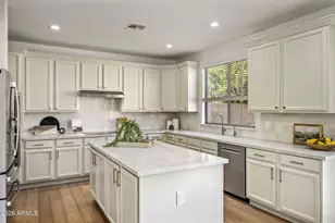 3756 E Donald Dr, Phoenix, AZ 85050 - Photo 2