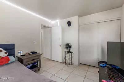 8922 W Monte Vista Road, Phoenix, AZ 85037 - Photo 20