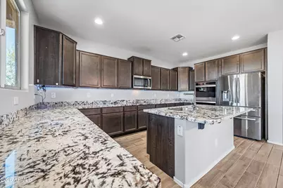 18138 W Robin Lane, Surprise, AZ 85387 - Photo 20