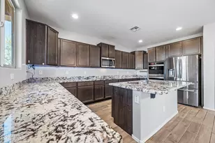 18138 W Robin Ln, Surprise, AZ 85387 - Photo 20