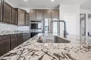 18138 W Robin Ln, Surprise, AZ 85387 - Photo 22