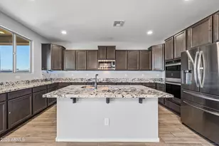 18138 W Robin Ln, Surprise, AZ 85387 - Photo 14