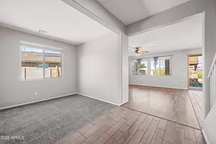 18138 W Robin Ln, Surprise, AZ 85387 - Photo 6