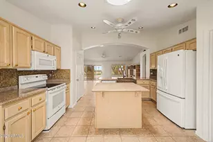 24722 S Mooncrest Dr, Sun Lakes, AZ 85248 - Photo 8