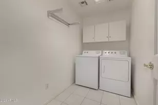 1362 E Cherry Hills Dr, Chandler, AZ 85249 - Photo 18