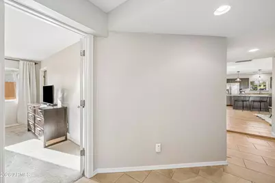 2327 E Weldon Avenue, Phoenix, AZ 85016 - Photo 16