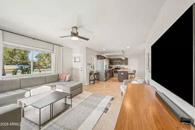 2327 E Weldon Avenue, Phoenix, AZ 85016 - Photo 4