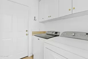 6853 N Central Ave, Phoenix, AZ 85012 - Photo 32