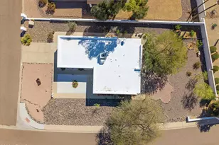 1301 E Canterbury Dr, Phoenix, AZ 85022 - Photo 42