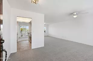 1301 E Canterbury Dr, Phoenix, AZ 85022 - Photo 6