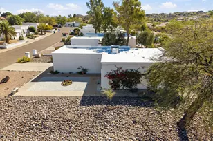 1301 E Canterbury Dr, Phoenix, AZ 85022 - Photo 28