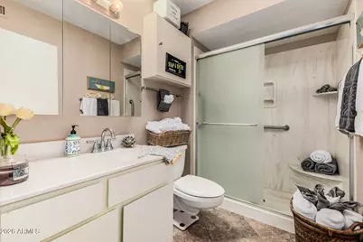 11017 W Topaz Drive, Sun City, AZ 85351 - Photo 14