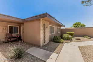 11017 W Topaz Dr, Sun City, AZ 85351 - Photo 2
