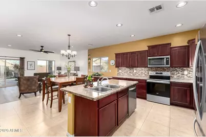 1064 W Desert Glen Drive, San Tan Valley, AZ 85143 - Photo 16