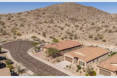 12015 S 185th Avenue, Goodyear, AZ 85338 - Photo 6