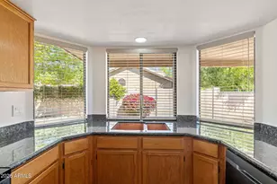 842 E Stacey Ln, Tempe, AZ 85284 - Photo 20