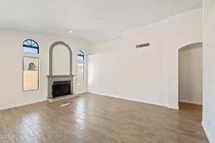 842 E Stacey Ln, Tempe, AZ 85284 - Photo 14