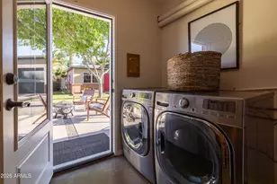 538 W Holly St, Phoenix, AZ 85003 - Photo 24