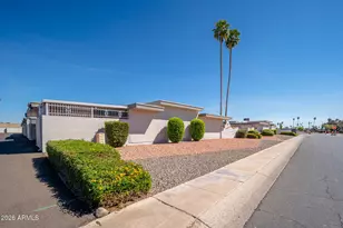 10874 W Coggins Dr, Sun City, AZ 85351 - Photo 22