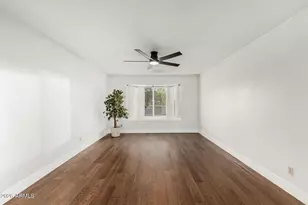 2425 S Extension Rd, Mesa, AZ 85210 - Photo 14