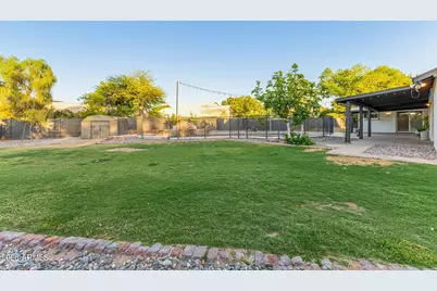 2425 S Extension Road, Mesa, AZ 85210 - Photo 40