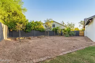 2425 S Extension Rd, Mesa, AZ 85210 - Photo 34