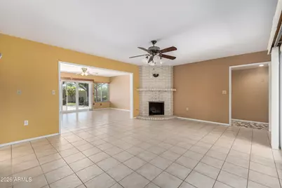 10637 W Caron Drive, Sun City, AZ 85351 - Photo 6