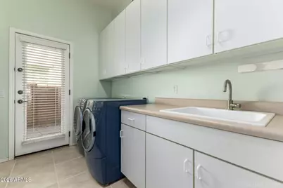 2225 E San Carlos Place, Chandler, AZ 85249 - Photo 32