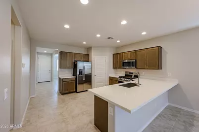 5019 N 87th Drive, Glendale, AZ 85305 - Photo 2