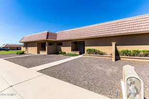 522 W Blackhawk Dr, Phoenix, AZ 85027 - Photo 8