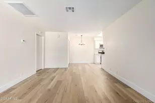 522 W Blackhawk Dr, Phoenix, AZ 85027 - Photo 12