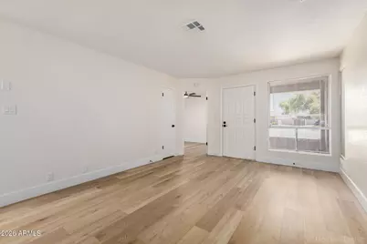 522 W Blackhawk Drive #3, Phoenix, AZ 85027 - Photo 6