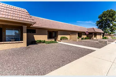 522 W Blackhawk Drive #3, Phoenix, AZ 85027 - Photo 2