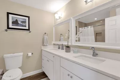 8614 E Sheridan Street, Scottsdale, AZ 85257 - Photo 16