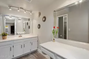 10245 N 34th Pl, Phoenix, AZ 85028 - Photo 16